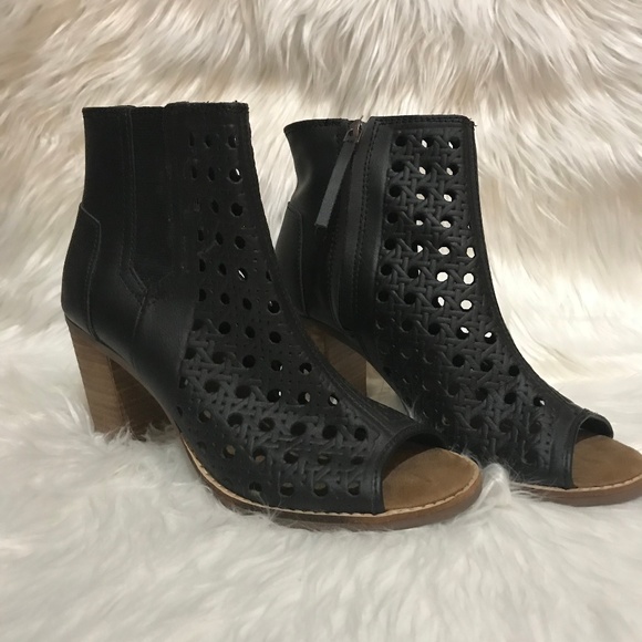 Toms Shoes - TOMS Black Majorca Leather Peep Toe Booties